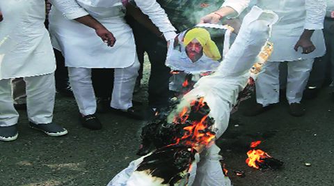 Bhagwant Mann, Aam Aadmi Party, AAP MP Bhagwant Mann, comedian Bhagwant Mann, Students Organisation of India, SOI protest, Chandigarh SOI protest, Chandigarh news