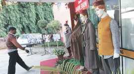 modi jackets, nehru jacket, winter fashion, modi style, narendra modi, kullu fest, chandigarh kullu fest, chandigarh clothes, chandigarh news