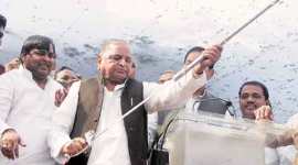 SP, Samajwadi party, party car, SP cars, career on bicycle, Mulayam singh Yadav, SP Mulayam Singh, SP Chief, talk