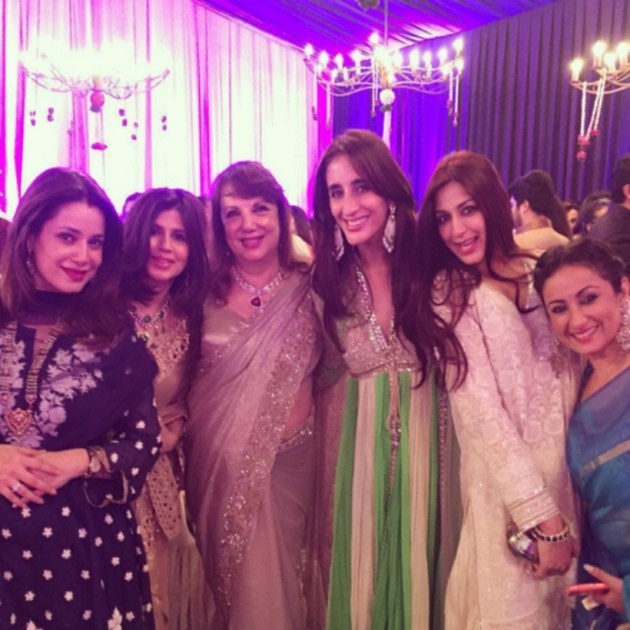 Amitabh Bachchan, Aishwarya Rai Bachchan, Abhishek Bachchan, Preity Zinta, Rani Mukerji, Shilpa Shettty, Aaradhya Bachchan, Saif Ali Khan, Kareena Kapoor, Karisma Kapoor, Manish Malhotra, sonam Kapoor, Alia Bhatt, Ranveer Singh, Athiya Shetty, Tiger Shroff, Maheep Kapoor, Sanjay Kapoor, Amrita Arora, Malaika Arora Khan, Diwali party, bollywood, entertainment