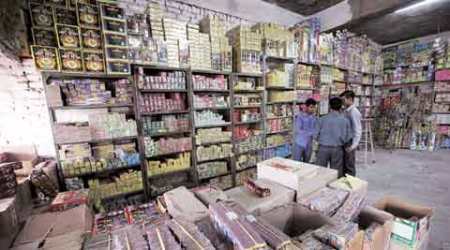 Diwali, crackers, accident, Fireworks, cracker fire, cracker shop fire, india news, indian express