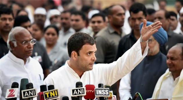 Congress, Congress March, Congress Protest Against intolerance, intolerance, Sonia Gandhi, Rahul Gandhi, modi, pm Modi, Pranab Mukherjee, Manmohan Singh, Congress News, Delhi News, India News