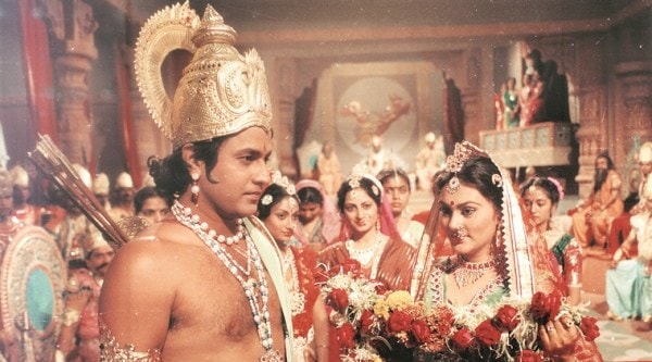 TV star Arun Govil and Deepika Chikhalia in TV serial Ramayan. (Source: Express archive photo)