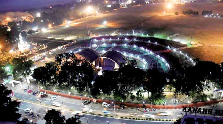Nitish kumar swearing in, Nitish kumar oath ceremony, Nitish kumar, Bihar police firing, police firing bihar, lalganj police firing, lalganj police, Nitish kumar, Bihar chief minister, Bihar news, India news, indian express