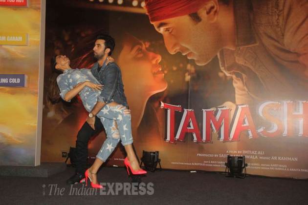deepika padukone, ranbir kapoor, tamasha, tamasha promotions, deepika padukone pictures, ranbir kapoor pictures, ranbir deepika pics, ranbir deepika tamasha, imtiaz ali, deepika ranbir pics, entertainment, bollywood, tamasha film