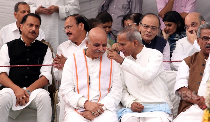 Ashok Singhal, Ashok Singhal death, Ashok Singhal passes away, Ashok Singhal Dead, Ashok Singhal Dies, Ashok Singhal news, VHP Leader Ashok Singhal Dead, VHP Leader Ashok Singhal Death, Ashok Singhal Latest News, NArendra Modi, Arun Jaitley, Sushma Swaraj, Venkaiah Naidu, Amit Shah