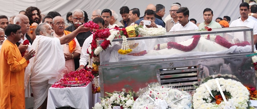 Ashok Singhal, Ashok Singhal death, Ashok Singhal passes away, Ashok Singhal Dead, Ashok Singhal Dies, Ashok Singhal news, VHP Leader Ashok Singhal Dead, VHP Leader Ashok Singhal Death, Ashok Singhal Latest News, NArendra Modi, Arun Jaitley, Sushma Swaraj, Venkaiah Naidu, Amit Shah