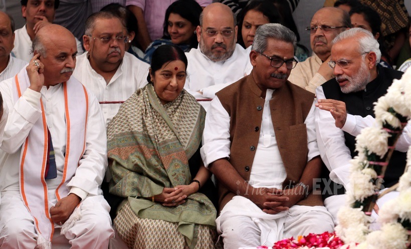 Ashok Singhal, Ashok Singhal death, Ashok Singhal passes away, Ashok Singhal Dead, Ashok Singhal Dies, Ashok Singhal news, VHP Leader Ashok Singhal Dead, VHP Leader Ashok Singhal Death, Ashok Singhal Latest News, NArendra Modi, Arun Jaitley, Sushma Swaraj, Venkaiah Naidu, Amit Shah