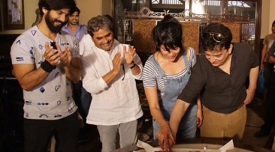 vishal bhardwaj, rangoon, sajid nadiadwala, wardha nadiadwala, shahid kapoor, kangana ranaut, saif ali khan, entertainment news