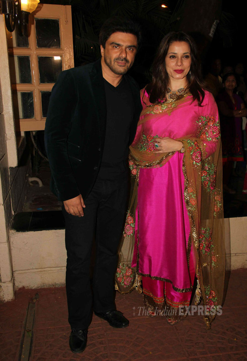 Shilpa Shetty, Sidharth Malhotra, Jacqueline Fernandez, Sidharth Malhotra, Akshay Kumar, Twinkle Khanna, Shamita Shetty, Raj Kundra, Abhishek Bachchan, Ekta Kapoor, Jeetendra, Rishi Kapoor, Randhir Kapoor, Karan Johar, Sophie Choudry, Manish Malhotra, Neelam Kothari, Samir Soni, Jackky Bhagnani, Diwali party, bollywood, entertainment