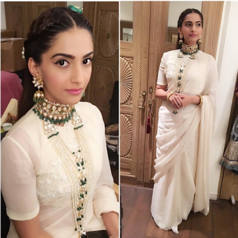 Amitabh Bachchan, Aishwarya Rai Bachchan, Abhishek Bachchan, Preity Zinta, Rani Mukerji, Shilpa Shettty, Aaradhya Bachchan, Saif Ali Khan, Kareena Kapoor, Karisma Kapoor, Manish Malhotra, sonam Kapoor, Alia Bhatt, Ranveer Singh, Athiya Shetty, Tiger Shroff, Maheep Kapoor, Sanjay Kapoor, Amrita Arora, Malaika Arora Khan, Diwali party, bollywood, entertainment