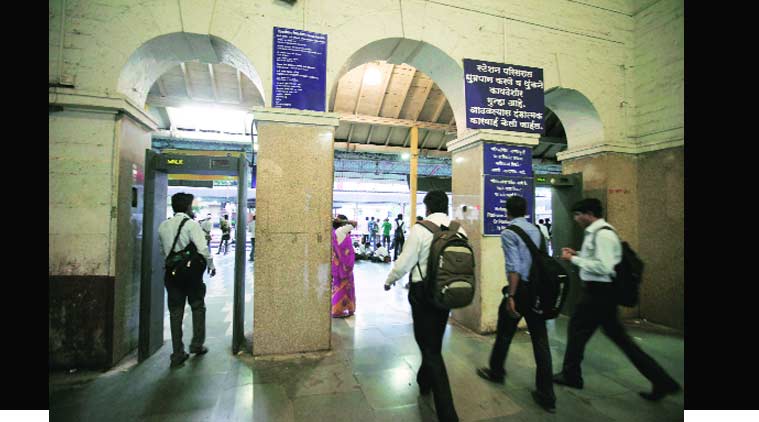 maharashtra govt, PPP, CM Devendra Fadnavis, Fadnavis govt, Shivajinagar redevelopment, RLDA, pune news