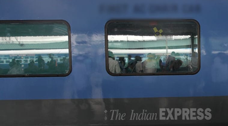 train delay, train delay at lonavala, passenger blame BJP kin, Kailash Vijayvargiya, Indore-Pune Express, pune news