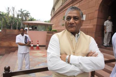 Saudi indians, indians in saudi, indian workers saudi, v k singh saudi indians, vk singh saudi arabia, india news, indian labourers in saudi