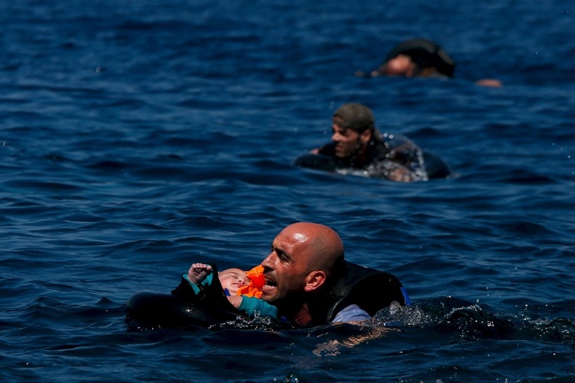 Mark Zuckerberg, Mark Zuckerberg Daughter, Vladimir Putin, Vladimir Putin Workout, Barack Obama, Barack Obama Selfie, Hillary Clinton, Dilma Rousseff, Francois Hollande, Angela Merkel, Tamil Nadu Floods, Migrant Crisis, Syrian Migrants, Justin Trudeau, Nepal Earthquake, Photos of the year, Pictures of the year, photos 2015, Pictures 2015, Pics, images, Photos, Pictures