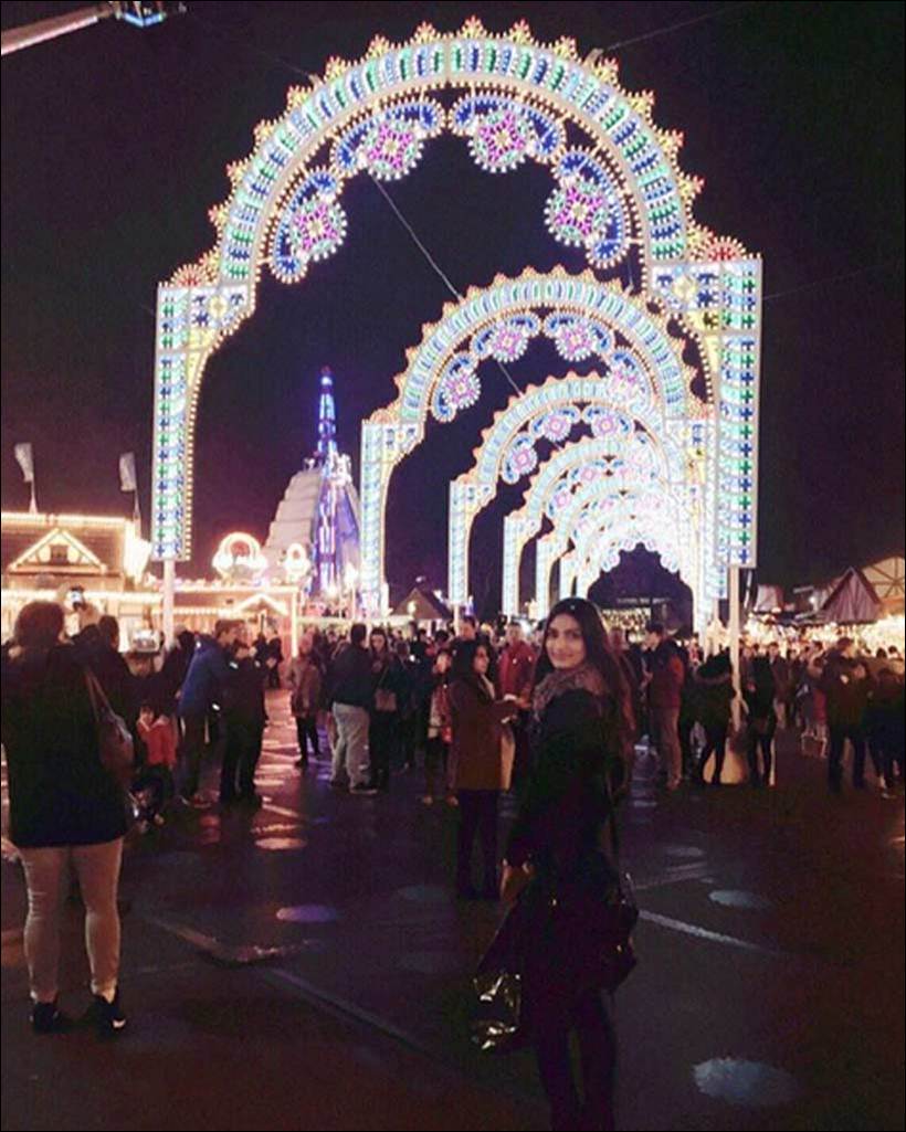 anushka sharma, christmas, christmas mass, athiya shetty, shraddha kapoor, malaika arora khan, amrita aroa, taylor swift, zoa morani, sara jane dias, mandira bedi, sangeeta bijlani, karan johar, entertainment