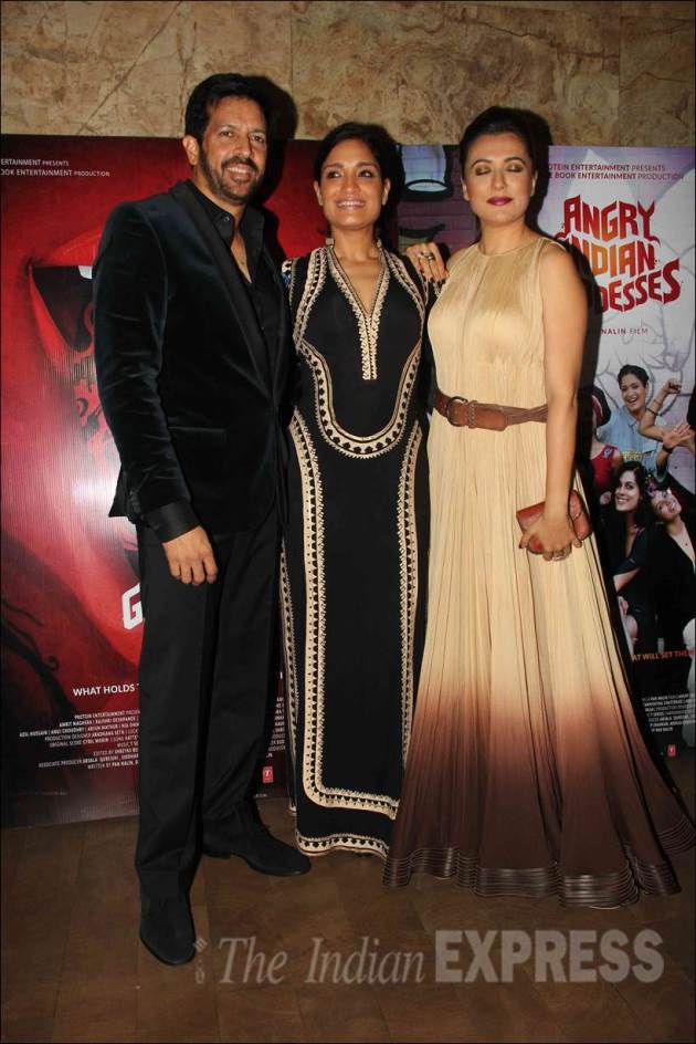 Veteran actress Waheeda Rehman along with actor Arshad Warsi and his wife Maria Goretti and the cast of 'Angry Indian Goddesses' including Sandhya Mridul, Anushka Manchanda, Rajshri Deshpande watched the film in Monday (November 30).Waheeda Rehman poses with 'Angry Indian Goddesses' actor Sandhya Mridul.