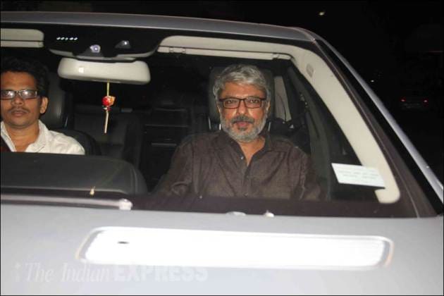 deepika padukone, ranveer singh, bajirao mastani, bajirao mastani screening, sanjay leela bhansali, bela segal, sanjay leela bhansali mother, leela bhansali, madhu chopra, priyanka chopra, priyanka chopra's mother, bajirao mastani screening pics, deepika at bajirao mastani screening, ranveer at bajirao mastani screening, entertainment, bollywood