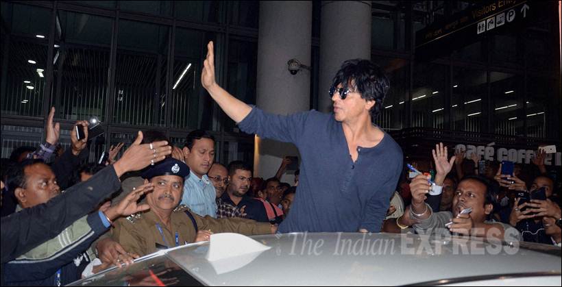 shah rukh khan, kajol, dilwale, priyanka chopra, prakash jha, shah rukh, srk, srk pics, kajol pics, srk kajol, shah rukh khan kajol, gangaajal, srk dilwale, kajol diwale, shah rukh khan kajol diwlale, priyanka chopra jai gangaajal, jai gangaajal trailer, jai gangaajal trailer launch, priyanka chopra pics, entertainment