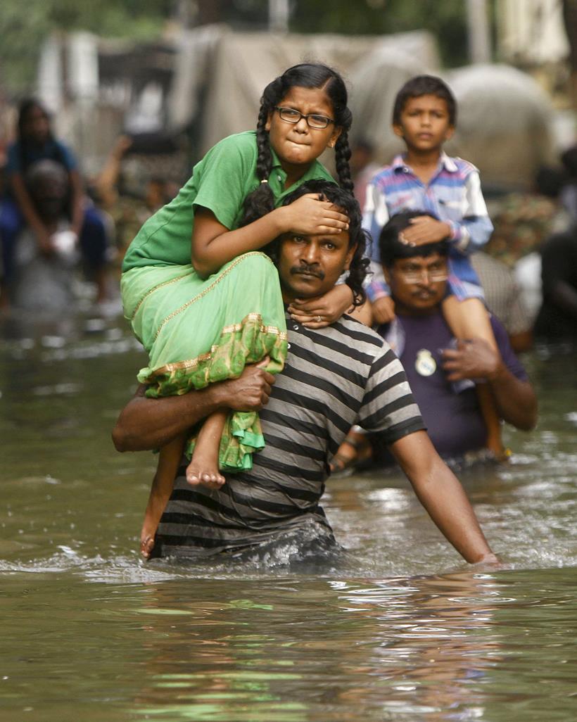 Chennai flood, Chennai, chennai rains, Chennai flood pictures, Chennai flood relief, Tamil nadu floods, Chennai rescue work, Floods rescue work, Chennai latest news, india news