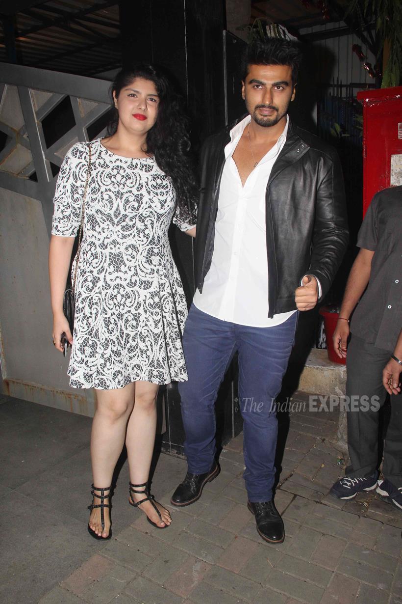 Jackky Bhagnani, Jackky Bhagnani birthday photos, Jackky Bhagnani birthday 2015, Varun Dhawan, Arjun kapoor, anshula kapoor, Riteish Deshmukh, Aditi rao hydari, Rohit Dhawan, Sophie Choudry, Sussanne Khan, Zayed Khan, Malaika Parekh, esha deol, Bharat Takhtani, Prateik Babbar, Aashish Chaudhary, entertainment photos