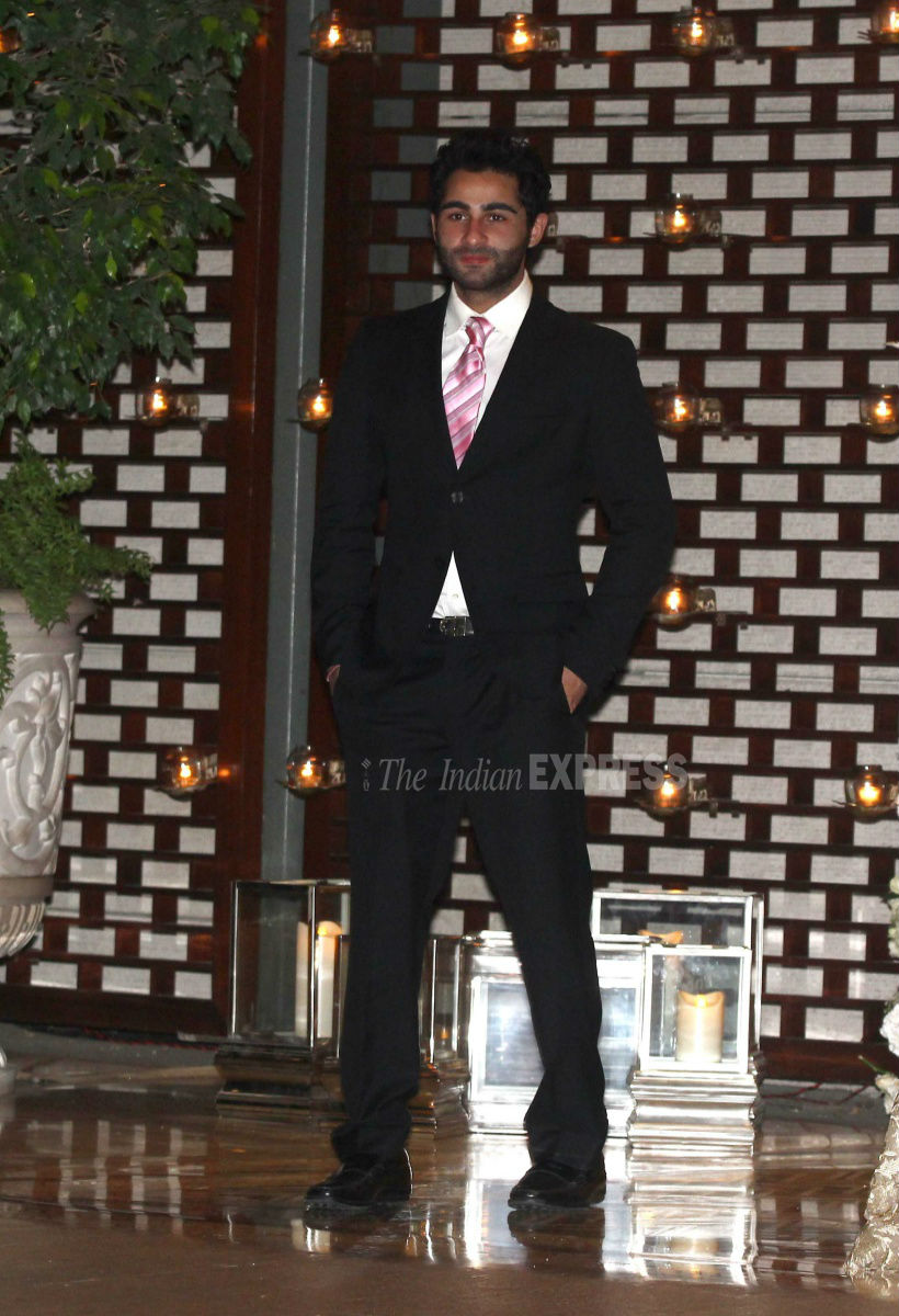 Shah Rukh Khan, Aishwarya Rai Bachchan, Abhishek Bachchan, Sridevi, Geeta Basra, Harbhajan Singh, Rohit Sharma, Ritika Sajdeh, Alia Bhatt, Vidya Balan, Aditya Roy Kapur, Dino Morea, Athiya Shetty, Suniel Shetty, Akshay Kumar, Twinkle Khanna, Suniel Shetty, John Abraham, Sushmita Sen, Sonakshi Sinha, Sophie Choudry, Armaan Jain, Ameesha patel, Tina Ambani, Mukesh Ambani, bollywood, entertainment