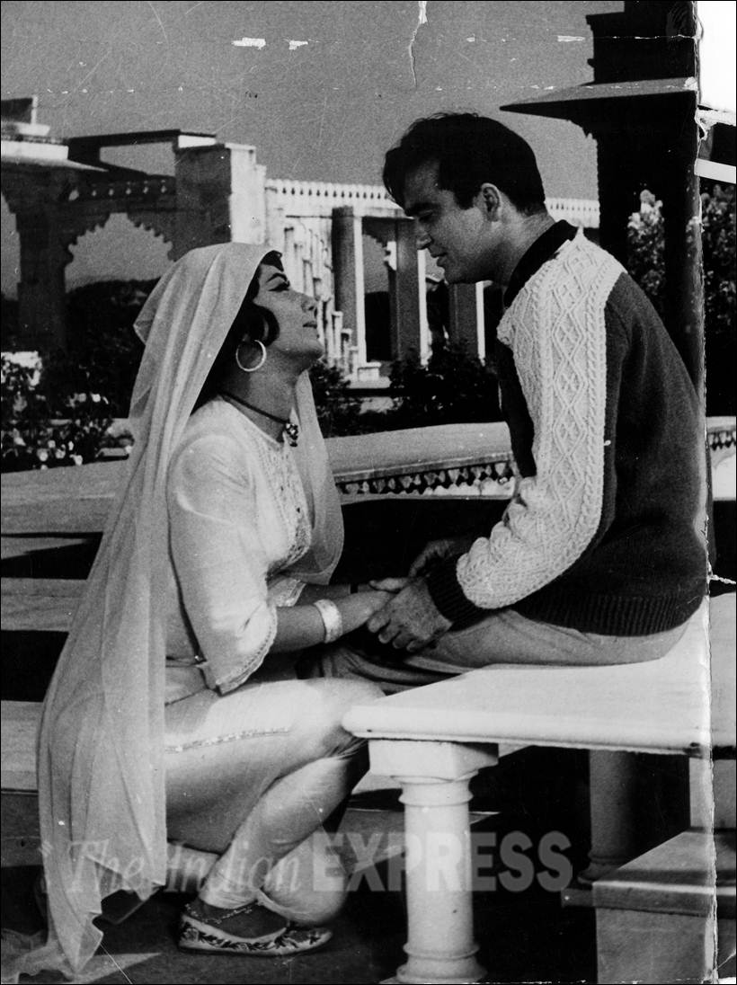 Sadhana Shivdasani, Sadhana Shivdasani Death, Sadhana Shivdasani Passes Away, Sadhana Shivdasani Dies, Sadhana Shivdasani Died, Sadhna dead, Sadhna death, Sadhna Passes Away, Sadhna Dies, Sadhna Died, actress Sadhana, Sadhana death, Sadhana news