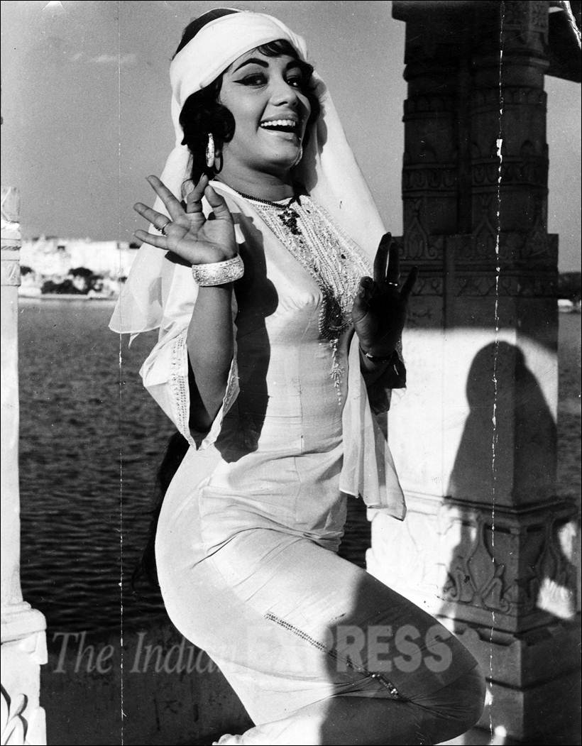 Sadhana passes away, Sadhana death, Sadhana Shivdasani Death, Sadhna Death, Sadhana Dead, Sadhana Passes Away, Sadhana pics, Sadhana Photos, Sadhana Films, Sadhana Dies, Sadhana News