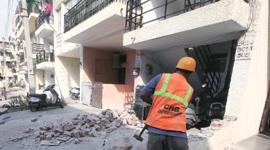Housing board, lifts in housing societies, housing societies in Chandigarh, chandigarh housing society, lift installation expenditure, chandigarh news
