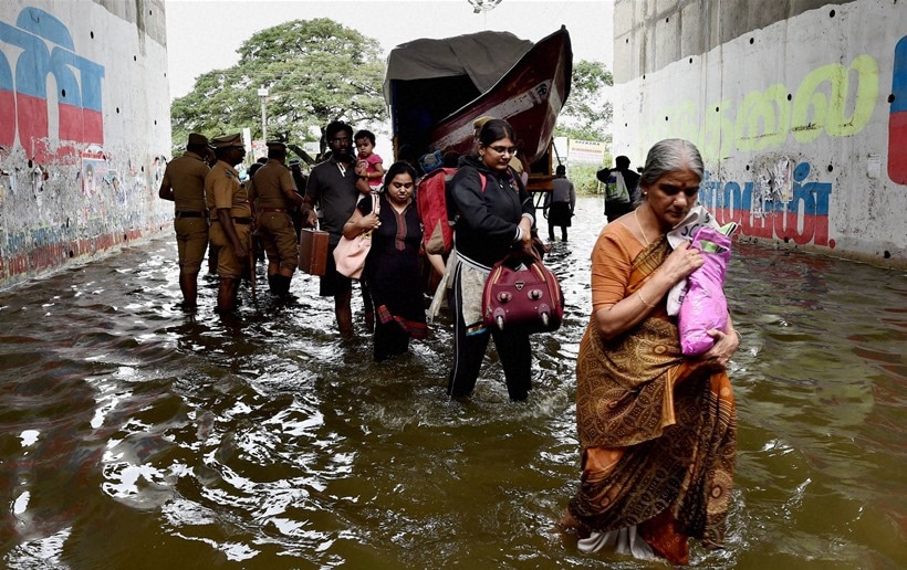Chennai flood, Chennai, chennai rains, Chennai flood pictures, Chennai flood relief, Tamil nadu floods, Chennai rescue work, Floods rescue work, Chennai latest news, india news