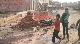 clashes in greater noida, clashes in rabupura, property clash in greater noida, greater noida news