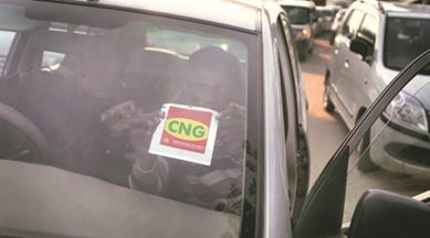 delhi pollution, pollution in delhi, cng kits, ban on cng fitters, Environment Pollution Control Authority , faulty cng kits, delhi government, delhi cng usecng vehicles in delhi, indian express news, delhi, delhi news
