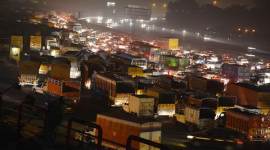 truck pollution, delhi air pollution, pollution, nitin gadkari, gopal rai