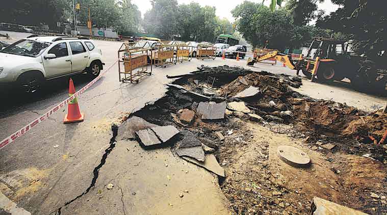 delhi, delhi roads, roads in delhi, delhi news, delhi infrastructure, infrastructure delhi, delhi road conditions, delhi roads report, report on delhi roads