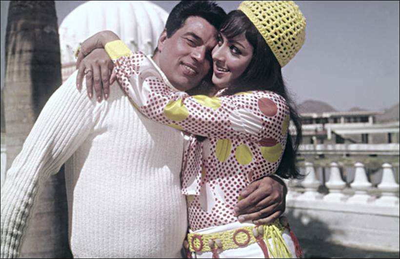 Shah Rukh Khan, Kajol, Dilwale Dulhania Le Jayenge, My Name is Khan, Dilwale, Raj Kapoor, Nargis, Madhubala, Dilip Kumar, Rekha, Amitabh Bachchan, Rishi Kapoor, Neetu Singh, Salman Khan, Katrina Kaif, Dharmendra, Hema Malini, Aamir Khan, Juhi Chawla, Rajesh Khanna, Sharmila Tagore, Guru Dutt, Waheeda Rehman, Akshay Kumar, Raveena Tandon, Meena Kumari, Raaj Kumaar, Govinda, Karisma Kapoor, Madhuri Dixit, Anil Kapoor, Sridevi, Anil Kapoor, bollywood couples, bollywoood best couples