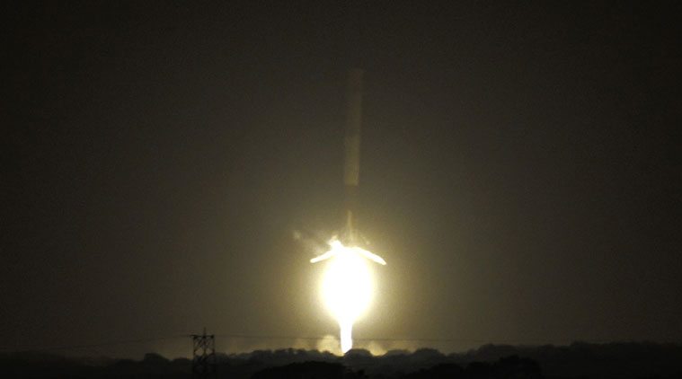 SpaceX, SpaceX Falcon 9, Falcon 9 landing video, Falcon 9 rocket, Falcon 9 rocket landing, SpaceX Tesla, SpaceX Elon Musk, Elon Musk Falcon 9 landing