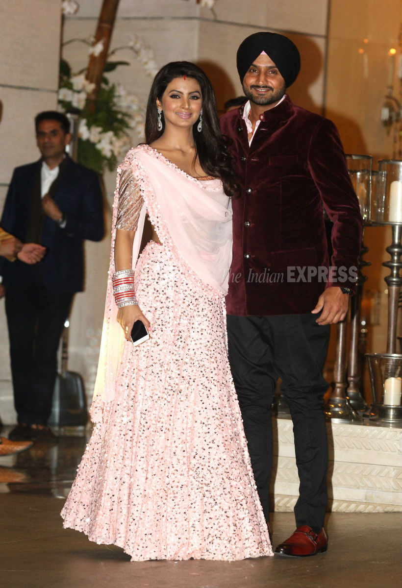 Shah Rukh Khan, Aishwarya Rai Bachchan, Abhishek Bachchan, Sridevi, Geeta Basra, Harbhajan Singh, Rohit Sharma, Ritika Sajdeh, Alia Bhatt, Vidya Balan, Aditya Roy Kapur, Dino Morea, Athiya Shetty, Suniel Shetty, Akshay Kumar, Twinkle Khanna, Suniel Shetty, John Abraham, Sushmita Sen, Sonakshi Sinha, Sophie Choudry, Armaan Jain, Ameesha patel, Tina Ambani, Mukesh Ambani, bollywood, entertainment