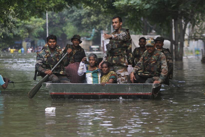 Chennai flood, Chennai, chennai rains, Chennai flood pictures, Chennai flood relief, Tamil nadu floods, Chennai rescue work, Floods rescue work, Chennai latest news, india news