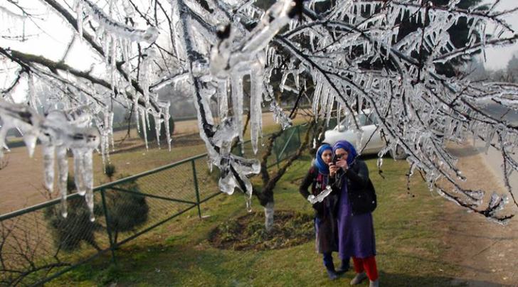 kashmir valley, srinagar, jammu and kashmir, chillai kalan, kashmir cold, kashmir temperature, srinagar temperature, kashmir winter, kashmir news