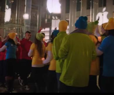 Microsoft Christmas Ad, Microsoft ad with Apple, microsoft christmas apple ad, Microsoft latest tv ad