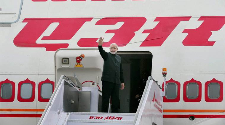 New Delhi: Prime Minister Narendra Modi at AFS Palam in New Delhi on Wednesday before his departure for Moscow, Russia . PTI Photo by Shahbaz Khan(PTI12_23_2015_000026A)
