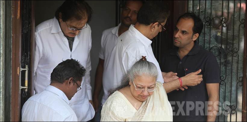 Sanjay Khan, Sadhana, Sadhana Death, Sadhana Funeral