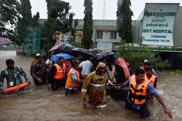 Chennai flood, Chennai, chennai rains, Chennai flood pictures, Chennai flood relief, Tamil nadu floods, Chennai rescue work, Floods rescue work, Chennai latest news, india news