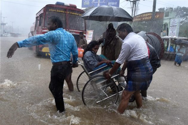Chennai flood, Chennai, chennai rains, Chennai flood pictures, Chennai flood relief, Tamil nadu floods, Chennai rescue work, Floods rescue work, Chennai latest news, india news