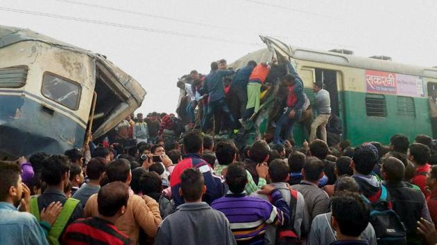 Train Accident, Train Collision, haryana train Accident, Palwal Train Accident, haridwar train Accident, Train Collide, Lokmanya Tilak Haridwar Express, Haryana train Collision, train accident News, Train Collision news, Palwal, Haryana