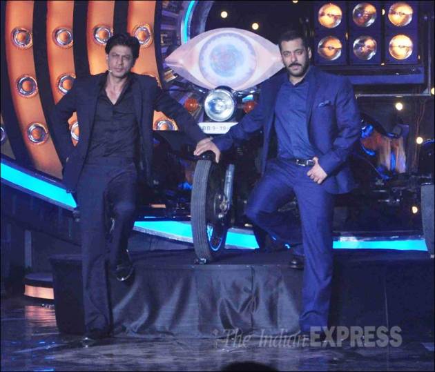 salman khan, shah rukh khan, bigg boss, bigg boss 9, salman, shah rukh, srk, salman shah rukh khan, salman khan shah rukh khan, salman khan shah rukh khan pic, salman srk pics, salman khan bigg boss pics, shah rukh khan bigg boss pics, shah rukh khan photos bigg boss, entertainment, bollywood, bigg boss pictures, shah rukh khan in bigg boss house