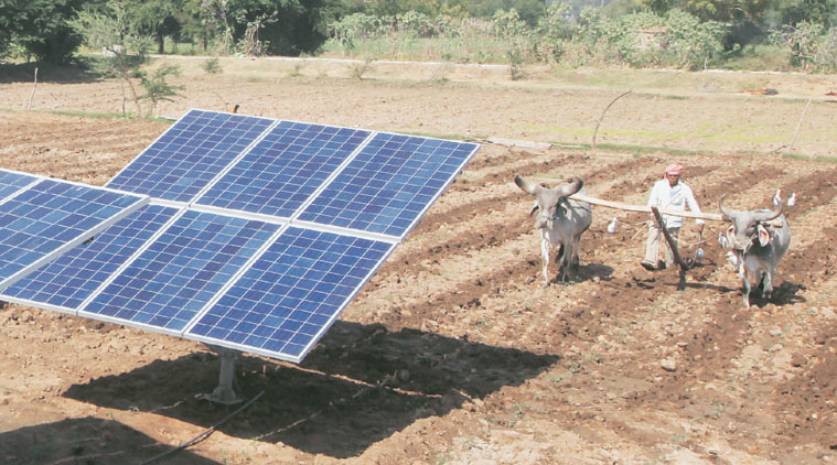 solar park,  Banaskantha  solar park, gujarat solar park,gujarat news