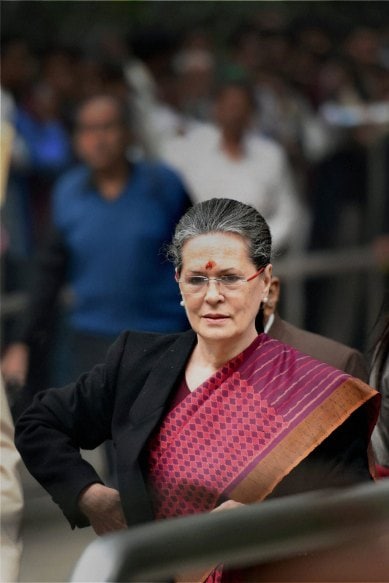Sonia Gandhi, Sonia Gandhi meets Omar Abdullah, Omar Abdullah, Opposition consensus, Presidential elections, Opposition president candidate, president candidate, India news, Indian Express