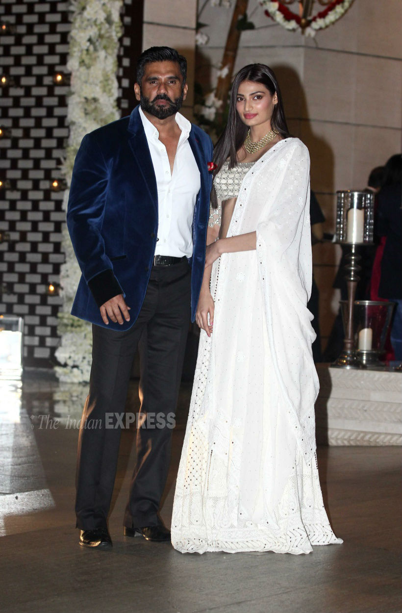 Shah Rukh Khan, Aishwarya Rai Bachchan, Abhishek Bachchan, Sridevi, Geeta Basra, Harbhajan Singh, Rohit Sharma, Ritika Sajdeh, Alia Bhatt, Vidya Balan, Aditya Roy Kapur, Dino Morea, Athiya Shetty, Suniel Shetty, Akshay Kumar, Twinkle Khanna, Suniel Shetty, John Abraham, Sushmita Sen, Sonakshi Sinha, Sophie Choudry, Armaan Jain, Ameesha patel, Tina Ambani, Mukesh Ambani, bollywood, entertainment