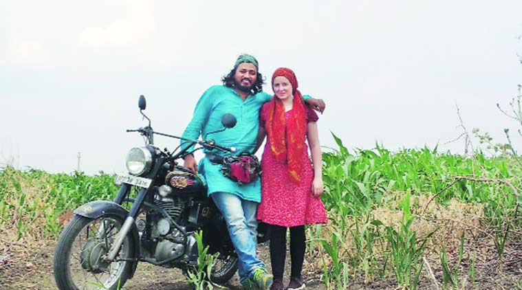 The Lone Conquereor, Akram Feroze, theatre, Two Wheels of Theatre, pune theatre act, pune news